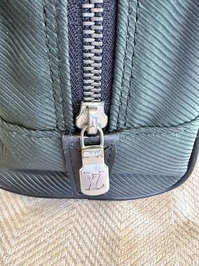 Louis Vuitton Green Men's Toiletry Pouch with LV Zipper Pull